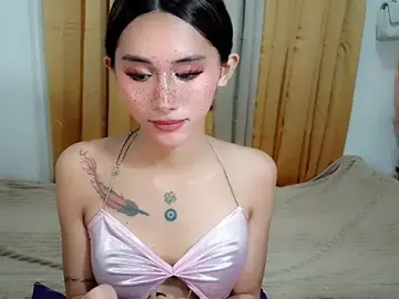 Stripchat Watch Live Sex Cams of Fuuk_sexdOll69