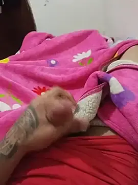 Stripchat Live Sex Cam of kewin44788