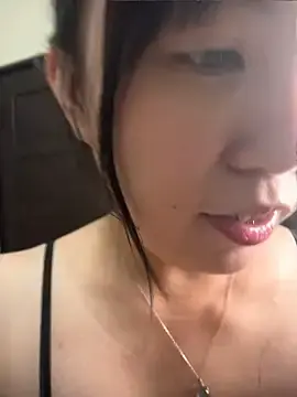 Stripchat Free Porn Cam of vivi131927