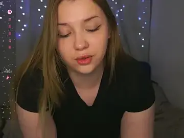 Stripchat Live Sex Cam of CuteSharloti