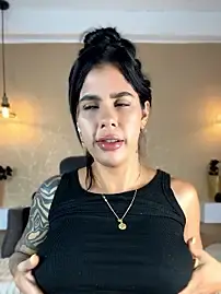 Stripchat Live Sex of Cleopatra_Fit