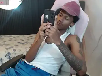 Stripchat Live Porn of ManSant