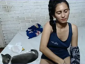 Stripchat Free Porn Cam of valeriaswang_Lucas