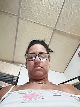 Stripchat Free Live Porn of tugordita-hot