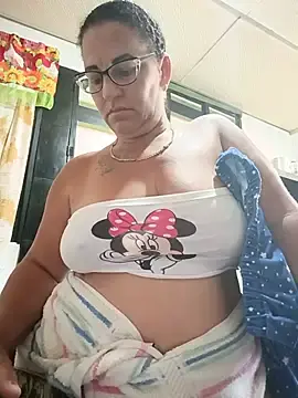 Stripchat Free Porn Cam of tugordita-hot