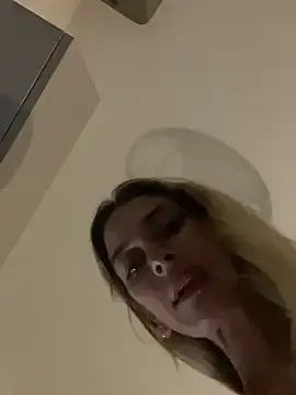 Stripchat Live Sex of Bellalolahot