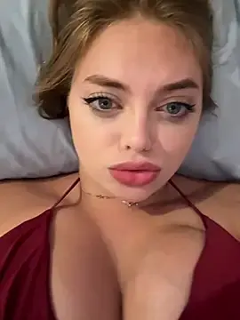 Stripchat Free Porn Cam of DanySteysi