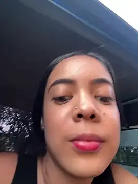 Stripchat Watch Live Sex Cams of NAUGHTY_LITTLE_18