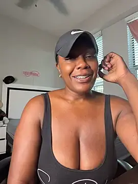 Stripchat Adult Webcams of TilaTotti
