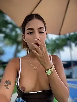 Stripchat Adult Video Chat of Valeria-escobar