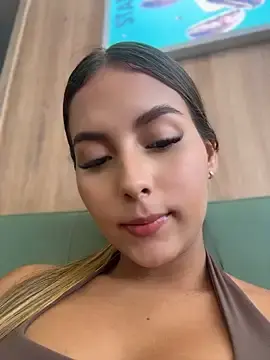 Stripchat Adult Webcams of Valeria-escobar