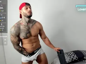 Stripchat Live Sex of mike_belle