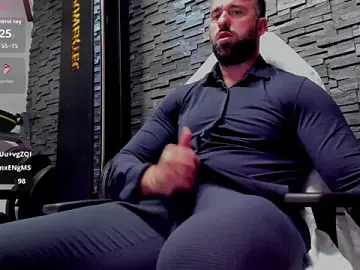 Stripchat Free Live Porn of David_Big_Daddy
