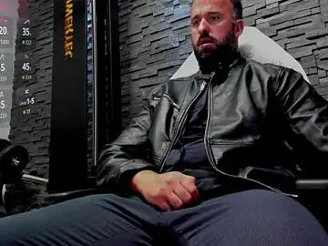 Stripchat Free Live Porn of David_Big_Daddy