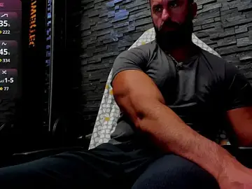 Stripchat Sex Cam of David_Big_Daddy