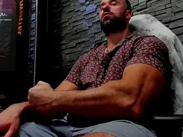 Stripchat Live Sex of David_Big_Daddy