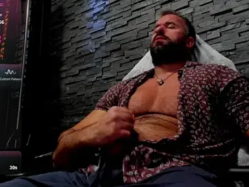 Stripchat Live Sex Cam of David_Big_Daddy