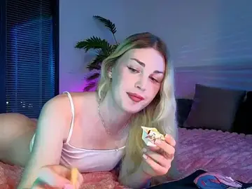 Stripchat Live Porn of Inchcaser_