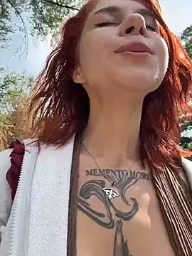 Stripchat Nude Webcam of RosieDesire