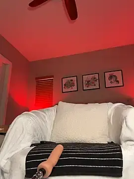 Stripchat Adult Webcam of Tiny-Mimi