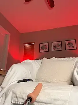 Stripchat Nude Webcam of Tiny-Mimi