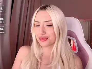 Stripchat Best Webcam of LoryWood