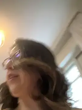 Stripchat Live Sex Cam of amooraaamoon