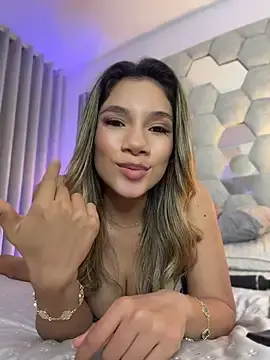 Stripchat Live Porn of NicoleArmani