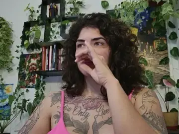 Stripchat Live Sex Cam of TaliMajesty