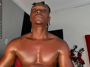 Stripchat Free Porn Cam of DannSmmith