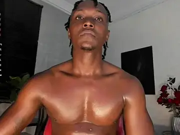 Stripchat Free Porn Cam of DannSmmith