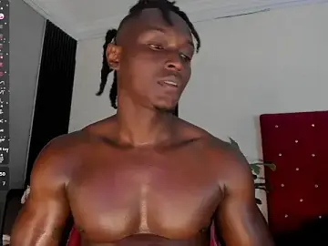 Stripchat Live Sex Cam of DannSmmith