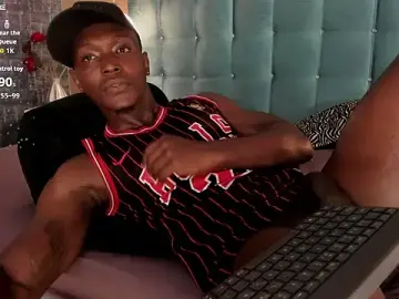 Stripchat Live Porn of DannSmmith