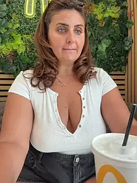 Stripchat Live Sex Cam of AnneKane