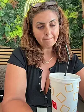 Stripchat Sex Cam of AnneKane
