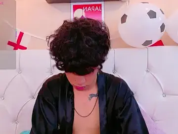 Stripchat Best live sex cam show of Axel__Evans