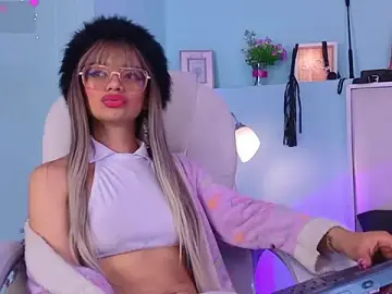 Stripchat Free Porn Cam of Emerald_gh