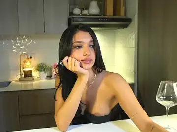 Stripchat Nude Webcam of kendall_ruiz