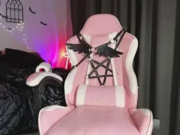 Stripchat Adult Webcam of Devil_s_bride