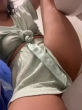 Stripchat Free Live Porn of XxLatinaBabexX