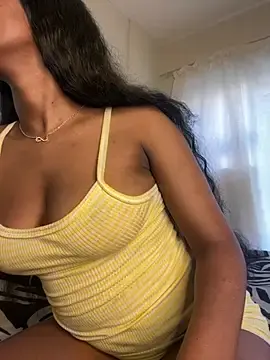 Stripchat Free Live Porn of Hannah_107