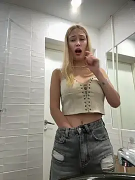 Stripchat Live Sex of blonde_exe
