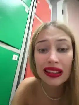 Stripchat Live Porn of blonde_exe