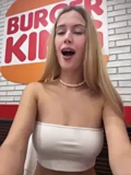 Stripchat Nude Webcam of blonde_exe