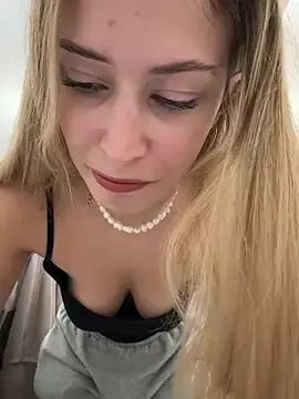 Stripchat Adult Webcams of blonde_exe