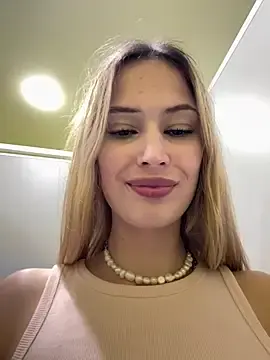 Stripchat Nude Webcam of blonde_exe