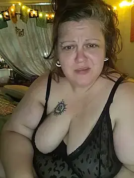 Stripchat Live Sex Cam of ticklesquirt