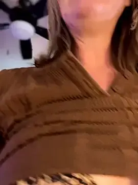 Stripchat Adult Webcam of MaiseKnox