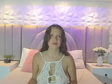 Stripchat Free Live Porn of Ellye_evans_
