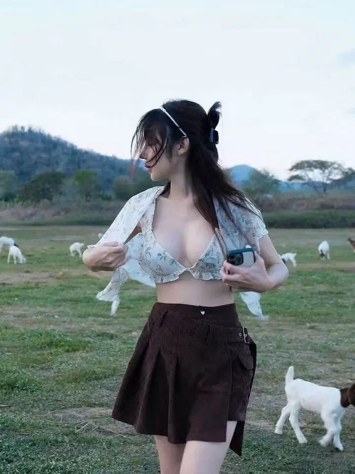 Isabella-aa